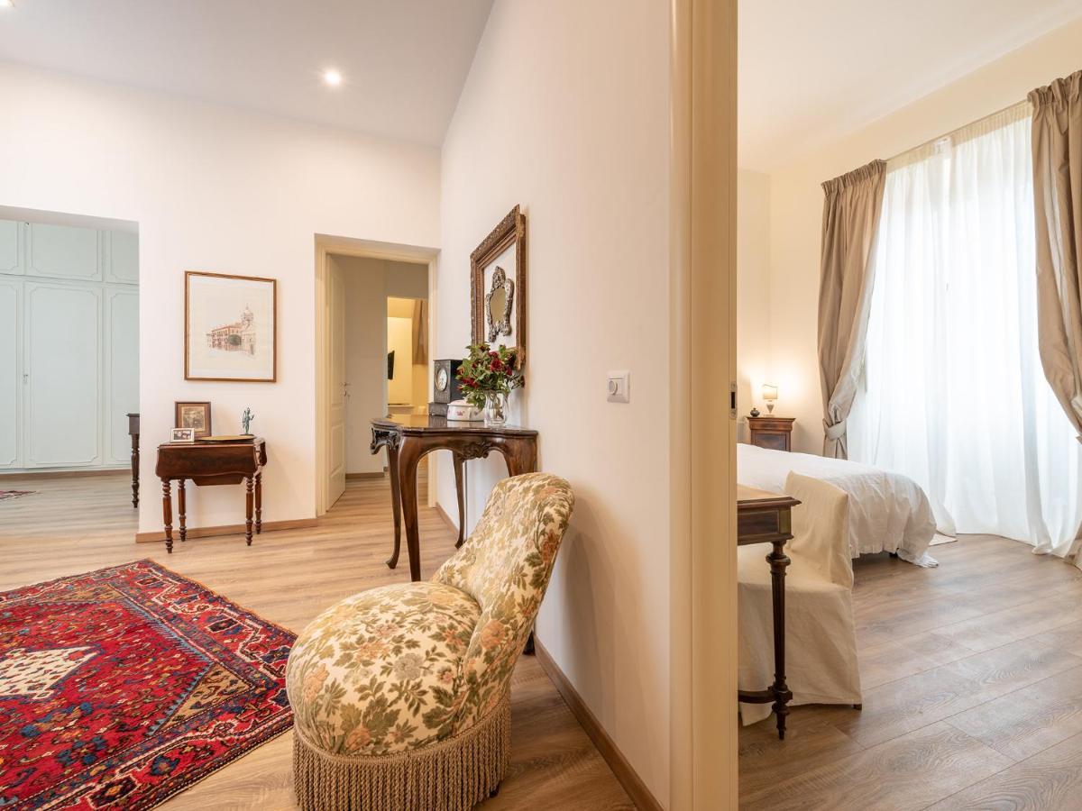 B&B Palazzo Merello กาญารี ภายนอก รูปภาพ